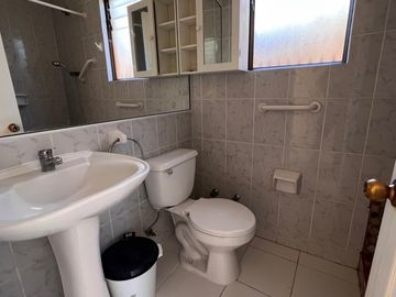 VENTA casa 97 de 3d/2b en Condominio Sector La Florida
