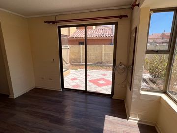 VENTA casa 97 de 3d/2b en Condominio Sector La Florida