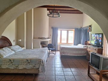 ACOGEDORA CASA DE CAMPO ANTES US$ 480,000 AHORA en US$ 420,000
