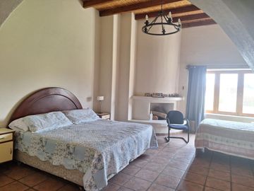 ACOGEDORA CASA DE CAMPO ANTES US$ 480,000 AHORA en US$ 420,000