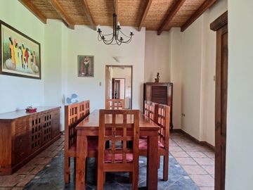 ACOGEDORA CASA DE CAMPO ANTES US$ 480,000 AHORA en US$ 420,000