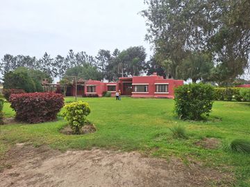 ACOGEDORA CASA DE CAMPO ANTES US$ 480,000 AHORA en US$ 420,000
