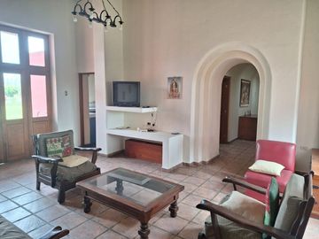 ACOGEDORA CASA DE CAMPO ANTES US$ 480,000 AHORA en US$ 420,000