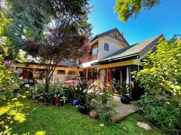 Bosques de Montemar, gran casa, 5 dormitorios + servicio, piscina, jardín