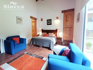 BONITA CASA DE ESTILO VALLESANO