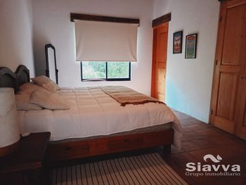 BONITA CASA DE ESTILO VALLESANO