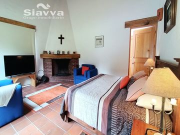 BONITA CASA DE ESTILO VALLESANO