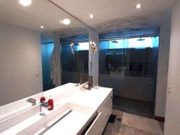 🏢 ¡VENDO DEPARTAMENTO EN PRIMER PISO EN MIRAFLORES! 🏢