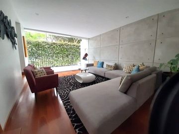 🏢 ¡VENDO DEPARTAMENTO EN PRIMER PISO EN MIRAFLORES! 🏢