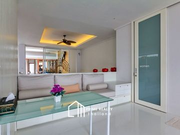 Beachfront Modern Pool Villa For Sale