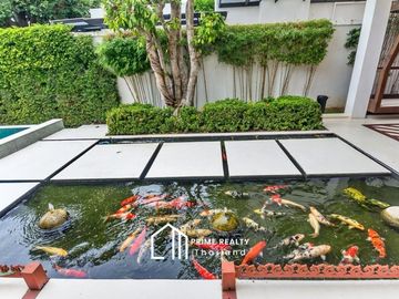 Beachfront Modern Pool Villa For Sale