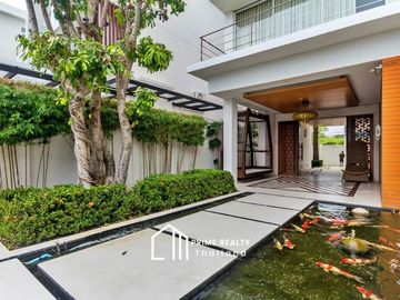 Beachfront Modern Pool Villa For Sale