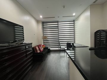 TRUMP TOWER | One Bedroom 1BR Condo Unit for sale in Trump Tower at Century City, Makati City