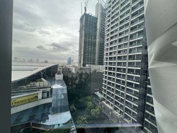 TRUMP TOWER | One Bedroom 1BR Condo Unit for sale in Trump Tower at Century City, Makati City