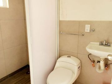 VENTA DE CASA RESIDENCIAL CON ALBERCA Y ROOF GARDEN A 5 MIN DE OAXTEPEC