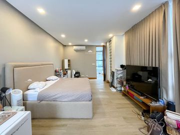 📣NEW PRICE ALERT! Php 165M Reduced 120M!🚨 Parkridge Estate Valley, Antipolo House for Sale with City Skyline and Sunset views