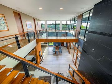 📣NEW PRICE ALERT! Php 165M Reduced 120M!🚨 Parkridge Estate Valley, Antipolo House for Sale with City Skyline and Sunset views