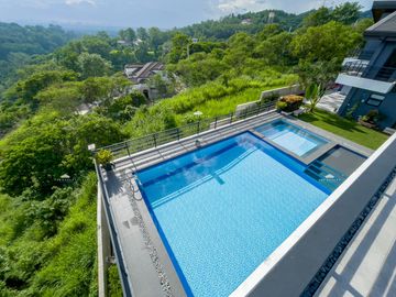📣NEW PRICE ALERT! Php 165M Reduced 120M!🚨 Parkridge Estate Valley, Antipolo House for Sale with City Skyline and Sunset views
