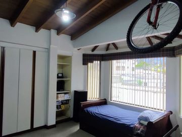 Venta de casa Sector Valle de los Chillos Urbanización La Armenia II
