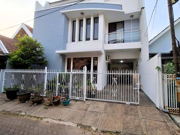 Dijual Rumah di Camar, Bintaro Sektor 3 - Lokasi Bagus, Dekat Tol & Stasiun!