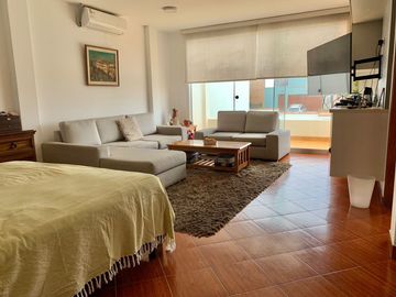 AMPLIA CASA CON PISCINA CERCA AL MAR 🏡💚