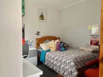 AMPLIA CASA CON PISCINA CERCA AL MAR 🏡💚