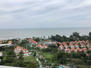 Sale Boathouse Hua Hin
