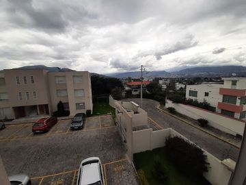 DEPARTAMENTO 2 DORMITORIOS TUMBACO EL ARENAL