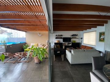 VENTA DE PH DUPLEX EN SAN ISIDRO CON GRAN TERRAZA