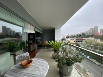 VENTA DE PH DUPLEX EN SAN ISIDRO CON GRAN TERRAZA