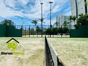 Departamento con playa de 4 recámaras en Acapulco