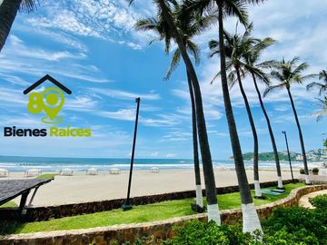 Departamento con playa de 4 recámaras en Acapulco