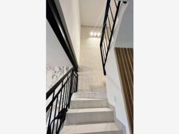 VENDO CASA EN VIÑEDOS CON ALBERCA EN TORREON COAHUILA, PRECIO PROMOCION