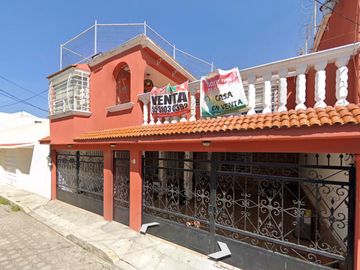 CASA EN VENTA EN LA COL. LA MICHOACANA, METEPEC, EDOMEX