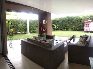 CASA CAMPESTRE EN VENTA, CONDOMINIO - ZONA CLUB CAMPESTRE DE ARMENIA