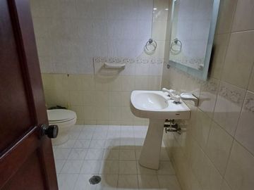 CASA EN VENTA, PRADOS DEL NORTE, CALI