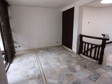 CASA EN VENTA, PRADOS DEL NORTE, CALI