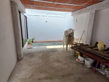 CASA EN VENTA, PRADOS DEL NORTE, CALI