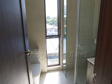 3BR Townhouse for Sale near Araneta City, Cubao, Quezon City