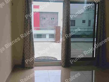 CASA EN VENTA CENTRO DE APODACA 153 MTS T. Y 182 MC