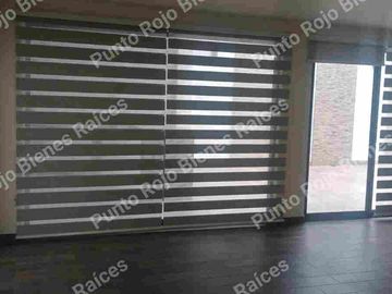 CASA EN VENTA CENTRO DE APODACA 153 MTS T. Y 182 MC