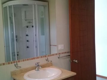 Vendo Departamento 3 Dormitorios 156 m con vista y terraza en El Bosque