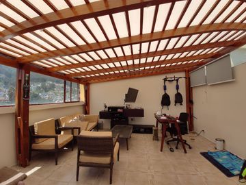 Vendo Departamento 3 Dormitorios 156 m con vista y terraza en El Bosque