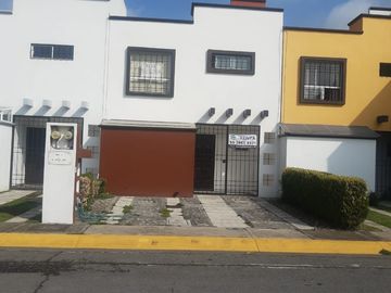 VENTA DE CASA CON EXCELENTE UBICACION SALIDA RAPIDA CDMX