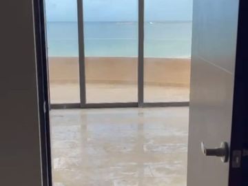 Departamento (Penthouse) en Venta Frente a Playa de Telchac con Vista Espectacular