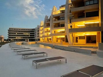 Departamento (Penthouse) en Venta Frente a Playa de Telchac con Vista Espectacular