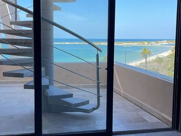 Departamento (Penthouse) en Venta Frente a Playa de Telchac con Vista Espectacular