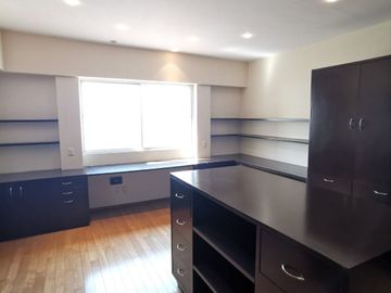 De OPORTUNIDAD para Remodelar - Penthouse en Palmetto 32, Bosque Real.