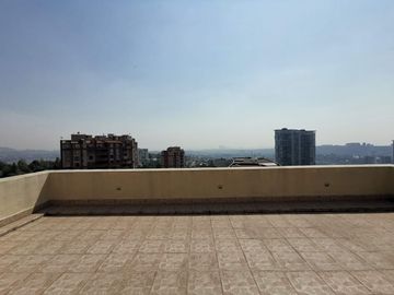 De OPORTUNIDAD para Remodelar - Penthouse en Palmetto 32, Bosque Real.