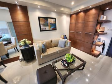 EM - FOR SALE: 1 Bedroom Unit in Bellagio Towers, Taguig City